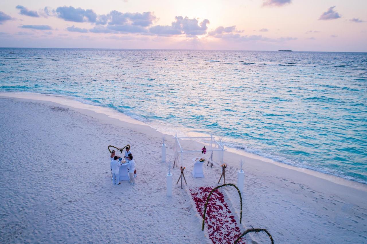 Mӧvenpick Resort Kuredhivaru Maldives Dış mekan fotoğraf