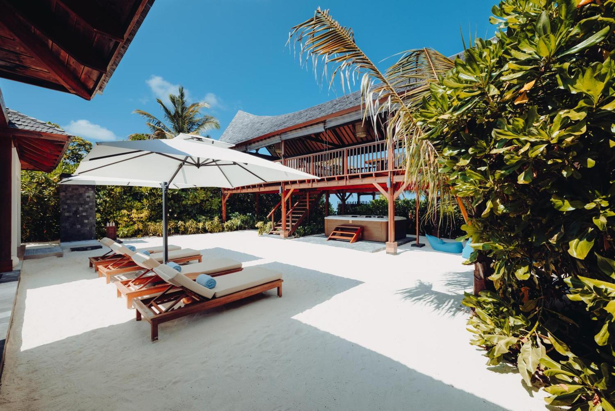 Mӧvenpick Resort Kuredhivaru Maldives Dış mekan fotoğraf