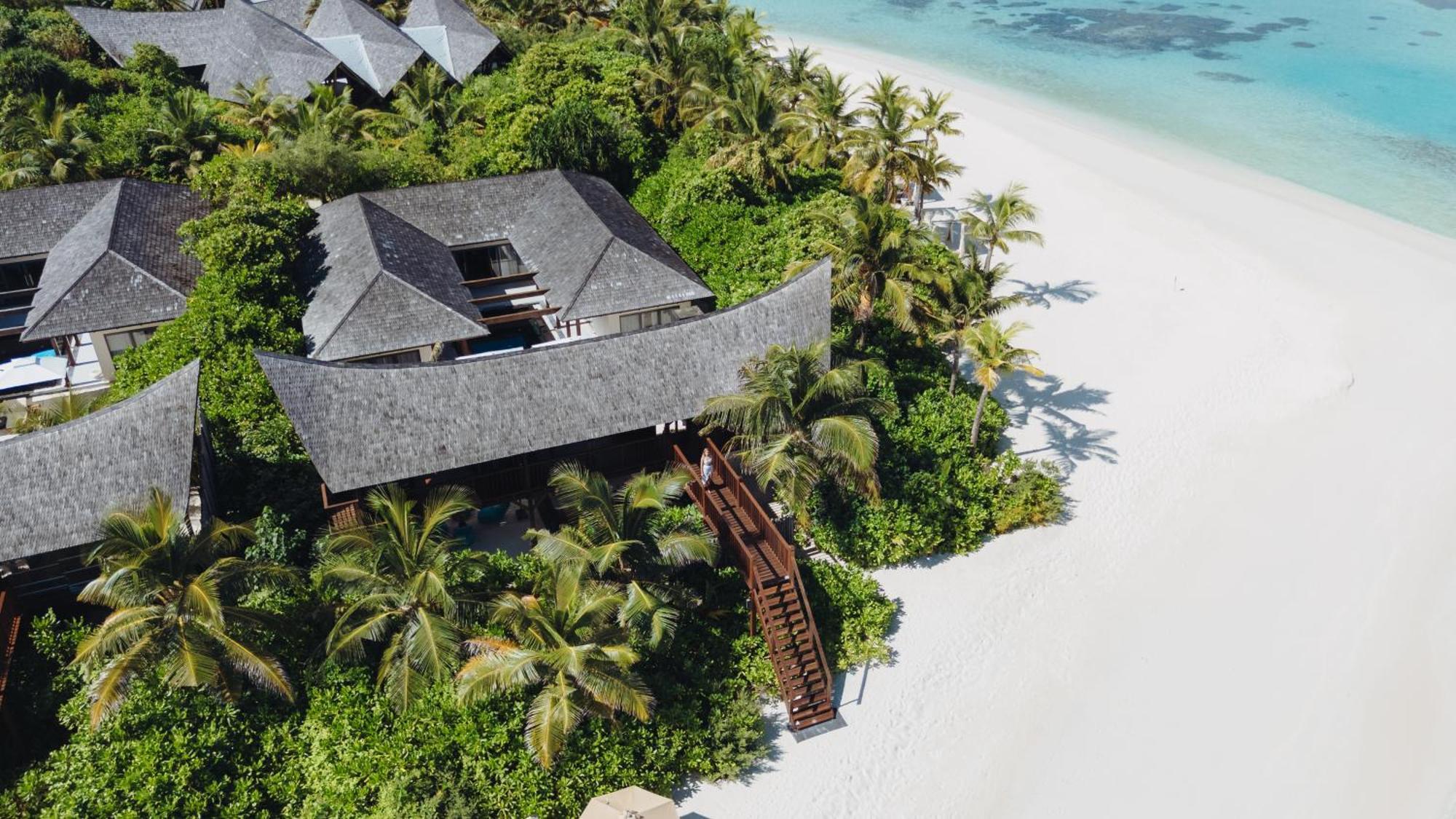Mӧvenpick Resort Kuredhivaru Maldives Dış mekan fotoğraf